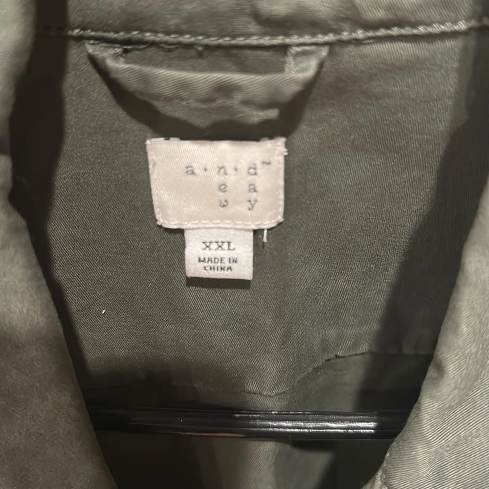 Green jacket - Picture 2 of 6